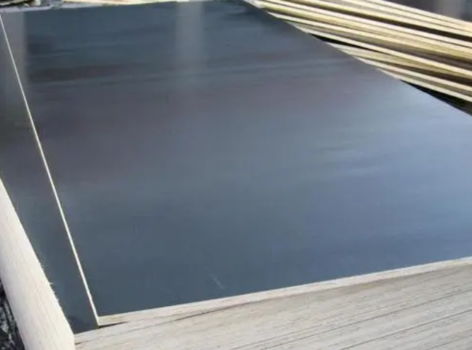 充分利用清水模板耐腐蝕特點合理規(guī)避工程污染